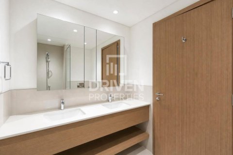 Снять в аренду квартиру в Creek Beach, Dubai Creek Harbour (The Lagoons), Дубай: 2 спальни, 95.5м², № 128537 - фото 17