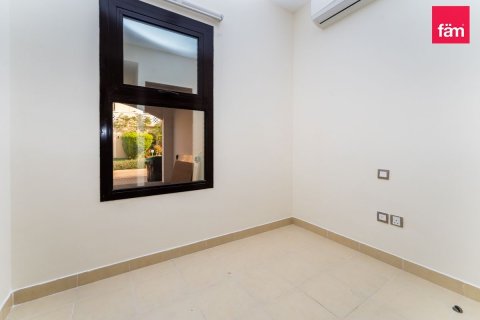 Townhouse in Dubai 4 bedrooms, 297.5 sq.m. № 139146 - photo 9