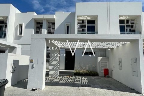 Maison de ville à Dubai, 3 chambres, 187.19 m², № 52730