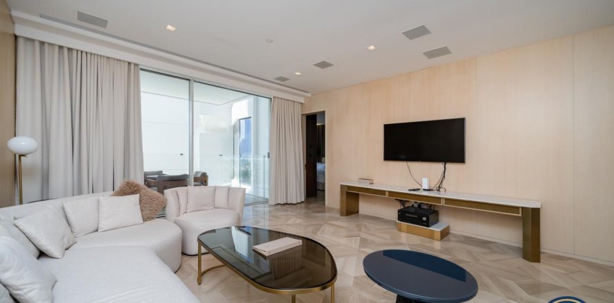 Квартира в FIVE Palm Jumeirah, Пальма Джумейра, Дубай, 3 спальни, 216м², № 46306