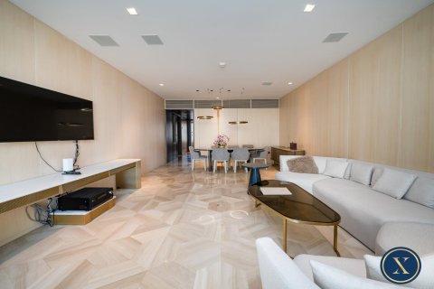 Снять в аренду квартиру в FIVE Palm Jumeirah, Пальма Джумейра, Дубай: 3 спальни, 216м², № 46306 - фото 2