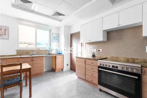 فيلا في Dubai Sports City, دبي 5 غرف نوم , 325 م² رقم 44244 - صورة 11