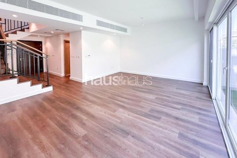 Townhouse in DAMAC Hills (Akoya by DAMAC), Dubai 3 bedrooms, 183 sq.m. № 44240