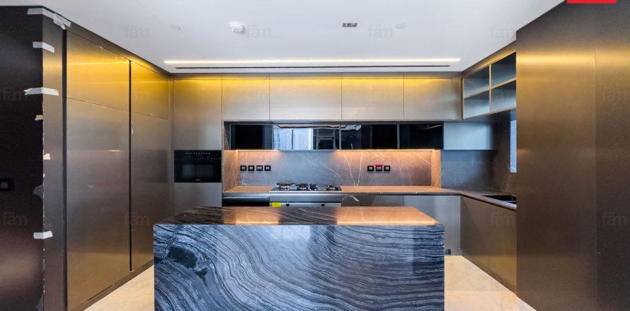 Квартира в Бизнес-Бэе, Дубай, 4 спальни, 272.9м², № 67598