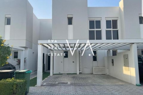 Maison de ville à Dubai, 3 chambres, 187.19 m², № 52768