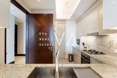 Apartment in Downtown Dubai (Downtown Burj Dubai), Dubai 2 bedrooms, 141.02 sq.m. № 52767 - photo 8