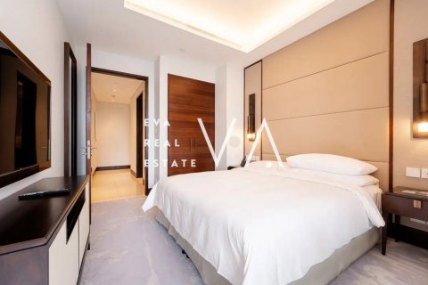 Apartment in Downtown Dubai (Downtown Burj Dubai), Dubai 2 bedrooms, 141.02 sq.m. № 52767 - photo 11