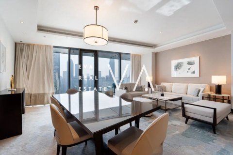 Apartment in Downtown Dubai (Downtown Burj Dubai), Dubai 2 bedrooms, 141.02 sq.m. № 52767 - photo 18