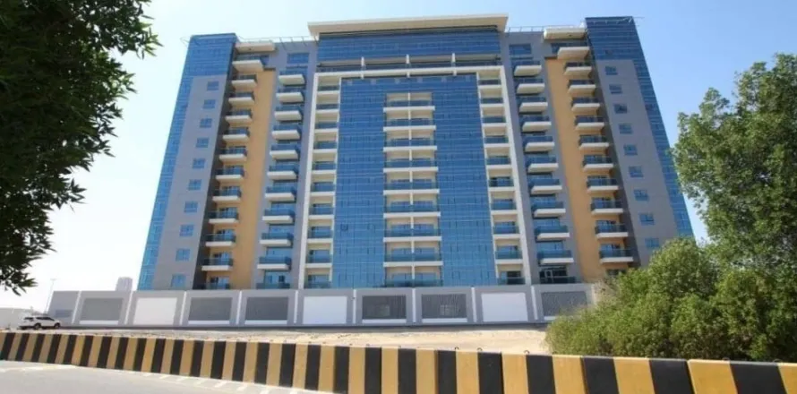 Apartment in Dubai studio, 53 sq.m. № 74363