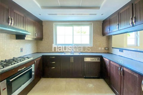 فيلا في Legacy, Jumeirah Park, دبي 3 غرف نوم, 285 م² رقم 44897 - صورة 4