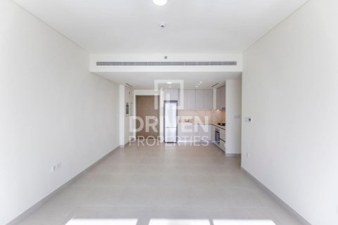 Снять в аренду квартиру в EMAAR Beachfront, Dubai Harbour, Дубай: 2 спальни, 114.18м², № 128495 - фото 4