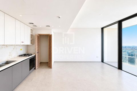 Квартира в Бизнес-Бэе, Дубай, 1 спальня, 90.21м², № 128509