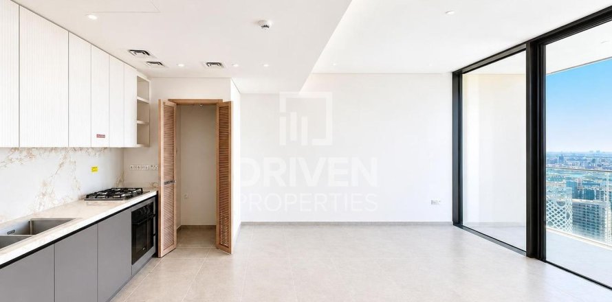 Квартира в Бизнес-Бэе, Дубай, 1 спальня, 90.21м², № 128509