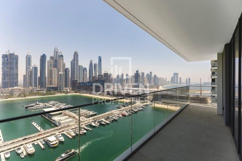 Снять в аренду квартиру в EMAAR Beachfront, Dubai Harbour, Дубай: 3 спальни, 190.73м², № 128499 - фото 15