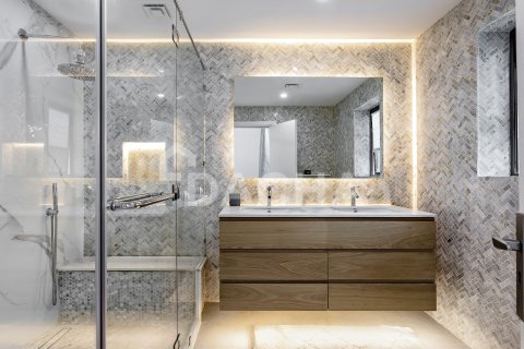 Купить квартиру в Azure, Дубай Марина, Дубай: 3 спальни, 193м², № 111618 - фото 4