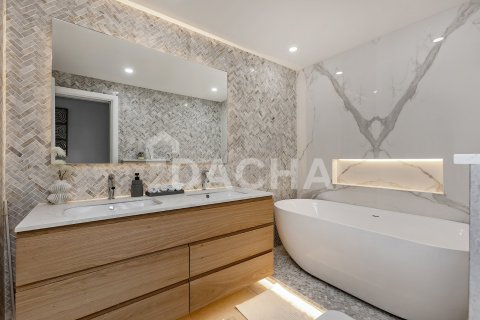 Купить квартиру в Azure, Дубай Марина, Дубай: 3 спальни, 193м², № 111618 - фото 2