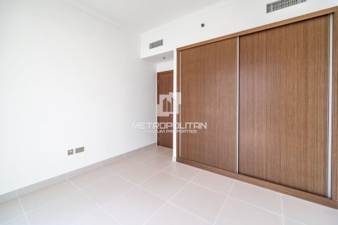 Apartment in EMAAR Beachfront, Dubai Harbour, Dubai 3 bedrooms, 178 sq.m. № 73425 - photo 15