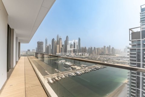 Apartment in EMAAR Beachfront, Dubai Harbour, Dubai 3 bedrooms, 178 sq.m. № 73425 - photo 26