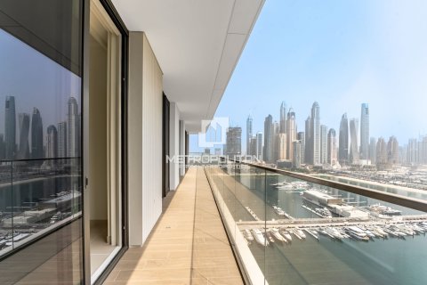 Apartment in EMAAR Beachfront, Dubai Harbour, Dubai 3 bedrooms, 178 sq.m. № 73425 - photo 25