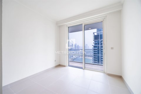 Apartment in EMAAR Beachfront, Dubai Harbour, Dubai 3 bedrooms, 178 sq.m. № 73425 - photo 10