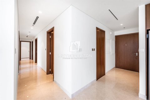 Apartment in EMAAR Beachfront, Dubai Harbour, Dubai 3 bedrooms, 178 sq.m. № 73425 - photo 8