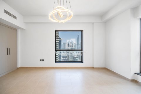 Apartment in Bahar, Jumeirah Beach Residence, Dubai 2 bedrooms, 121 sq.m. № 73414 - photo 14